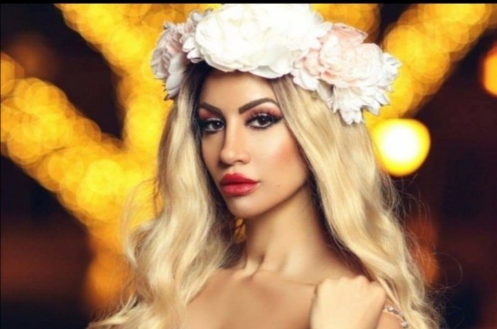 زينة حلبي من طبيبة إلى مصممة أزياء عالمية