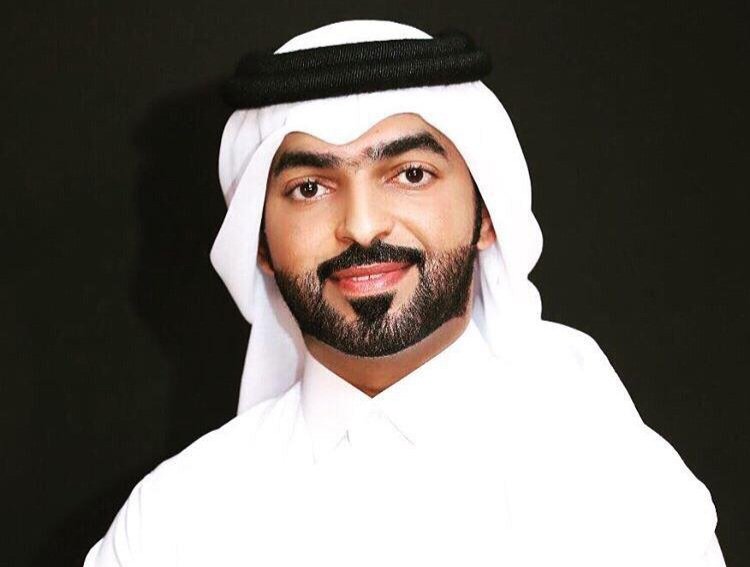 فاهد العذبة من أنزه خبراء الاعلام .. تعرفوا عليه