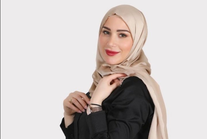 هدى داغر ترسم بسمة الأمل على شفاه مرضى السرطان