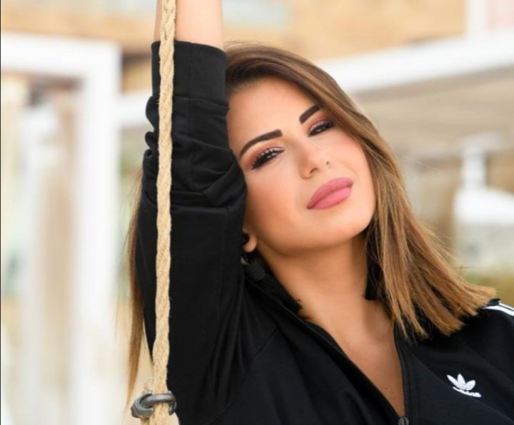 “بكفي لحالي” للنجمة ربى خوري تتعدى النصف مليون مشاهدة على اليوتيوب