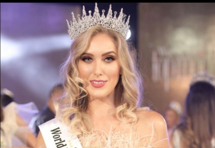 الأوكرانية ديانا كولودا تحصل على لقب وصيفة ثانية ل Miss world news top