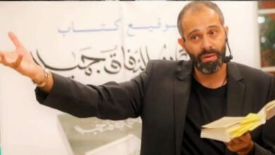 الدكتور خالد غطاس يكمل أرني الله ب وكان النفاق جميلاً