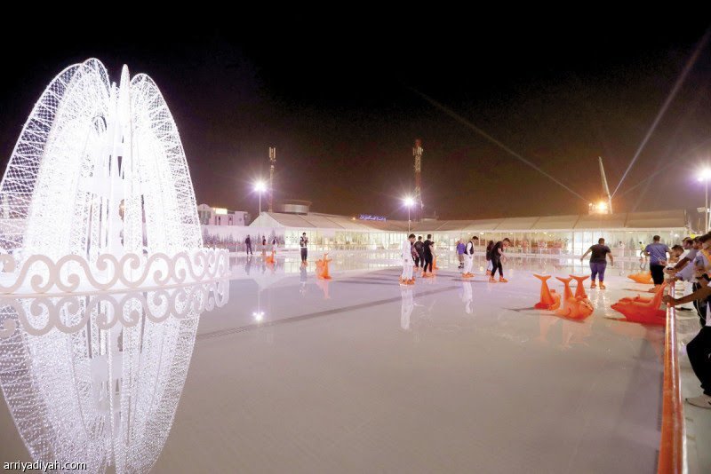 شركة 85 لتنظيم المعارض والمؤتمرات تحول الصحراء إلى جليد