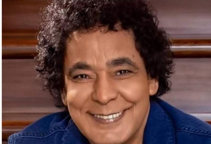 محمد منير يشوّق الجمهور لألبومه الجديد