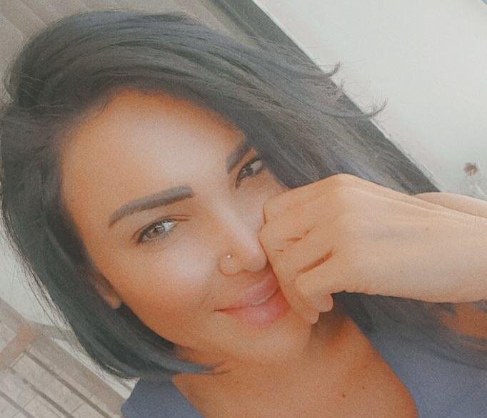 نتالي حجيج الشهيرة بـ “جعدانيستا” تتحدى كورونا