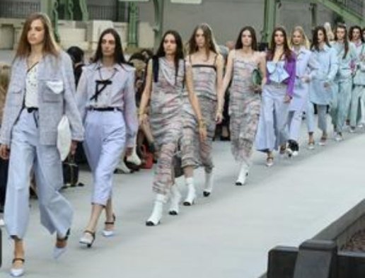 Chanel تعلن عن موعد عرض Cruise لعام 2021