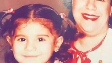 حليمة بولند بصورة من طفولتها