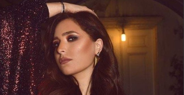 عبير نعمة تعلن إصابتها بفيروس كورونا