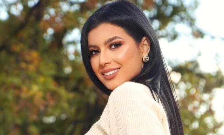 الإعلامية رنيم مزبودي قدوة للكثيرات في أختيار التصاميم الترندي