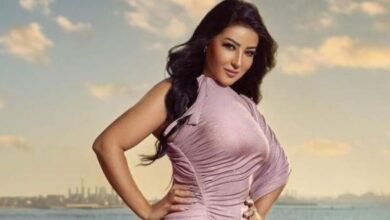 سمية الخشاب تحدث ضجة برقصها على أنغام “بسكوتاية مقرمشة” في شوارع دبي..