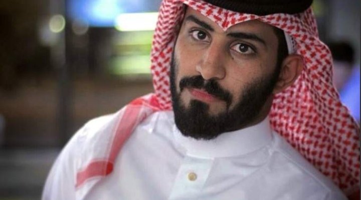 عبد الرحمن المطيري يعاود نشاطه بعد خروجه من السجن