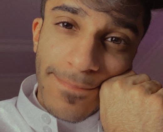 قناة الممثل محمد ناصر الشامسي عبر اليوتيوب ننصحكم بمتابعتها