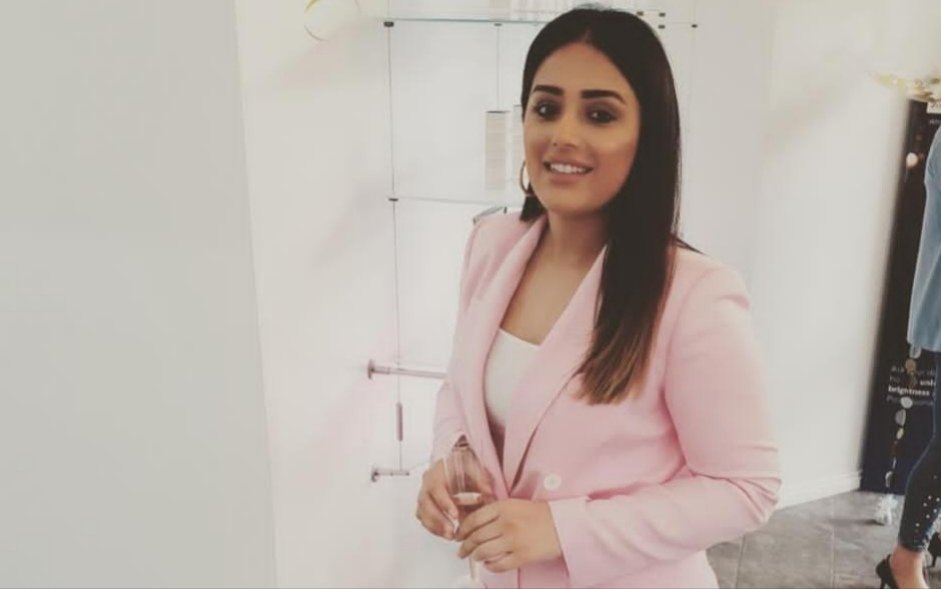 خبيرة التجميل عظمي شبير/ Uzma Shbr تسعى لإطلاق علامتها التجارية الخاصة للعناية بالبشرة
