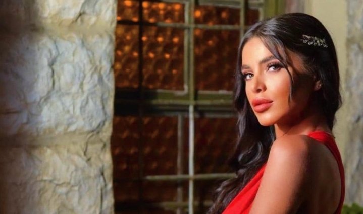 رانيا بكري تجمع أغنيات بلغات مختلفة وأداء مميز!