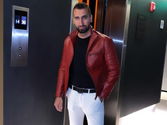 خليل زيادة يُطلق النار على المسؤولين، يصعب فهم هذه التصرفات الغريبة!