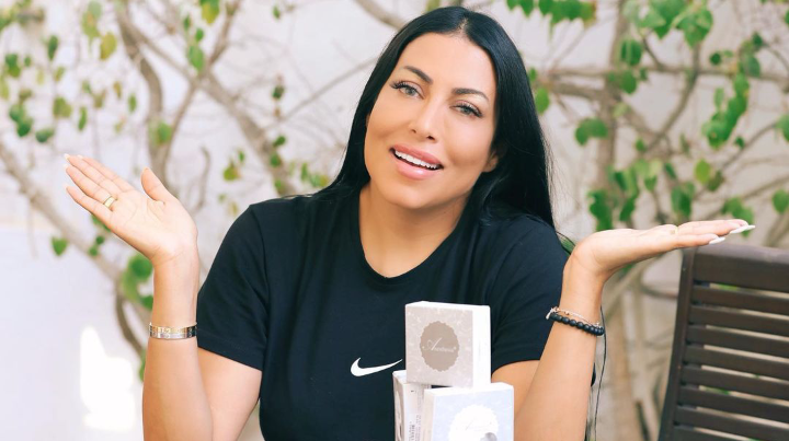 “Noura Akremi” المعروفة بـ “نورة العكرمي” تتألق في جلسة تصوير جديدة