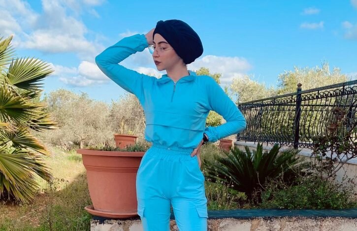 البلوجر اللبنانية حياة نورالدين تحتفل بالوصول الى مئة ألف متابع على “أنستغرام”