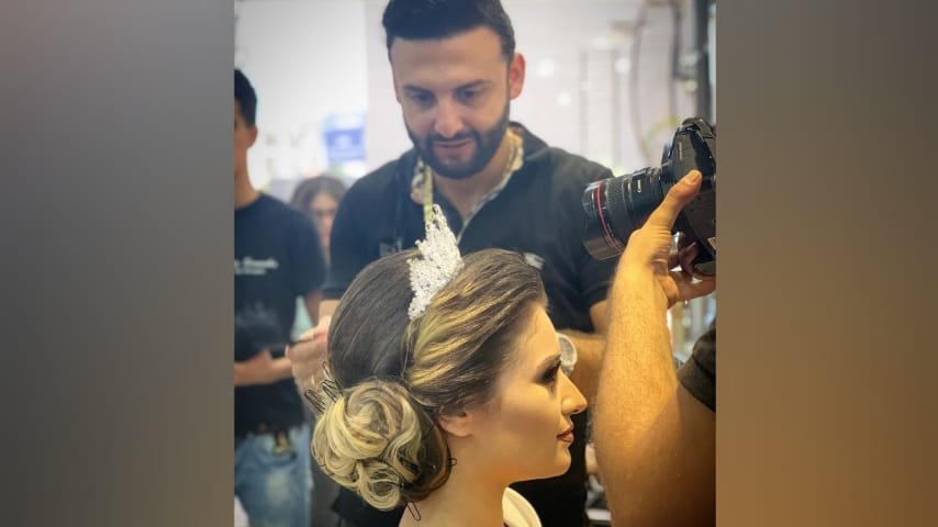 المزين إيلي سماحة : العناية بالشعر بعد علاج الكيراتين شرط أساسي..