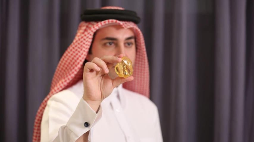 محمد الباكر : تصاميم فريدة باحترافية عالية
