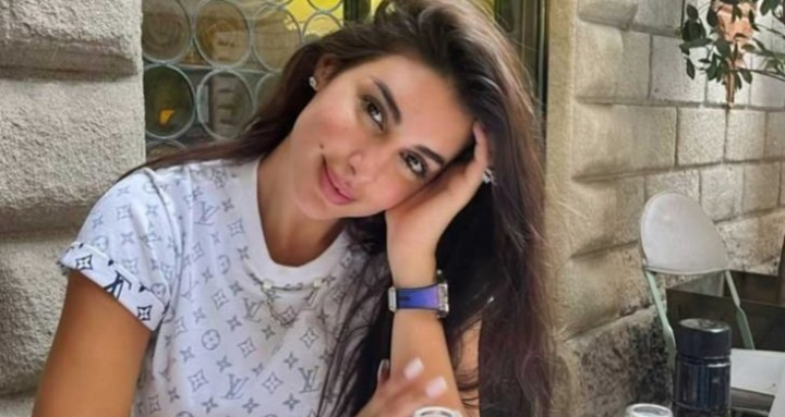 ياسمين صبري تخطف الأنظار في أحدث إطلالاتها