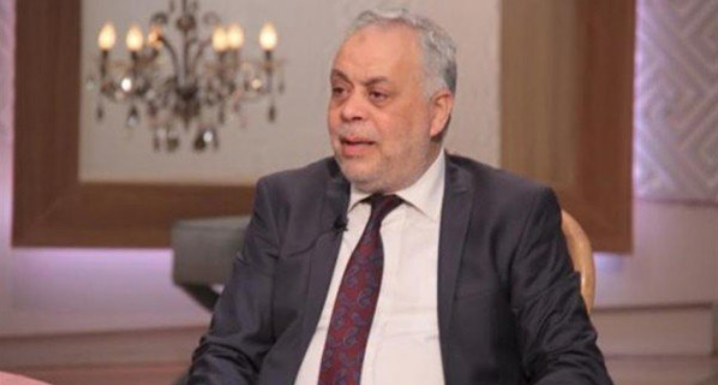 أشرف زكي يتحدث للمرة الأولى عن أزمته الصحية:”الطبيب قال لي إنت معرض للموت”