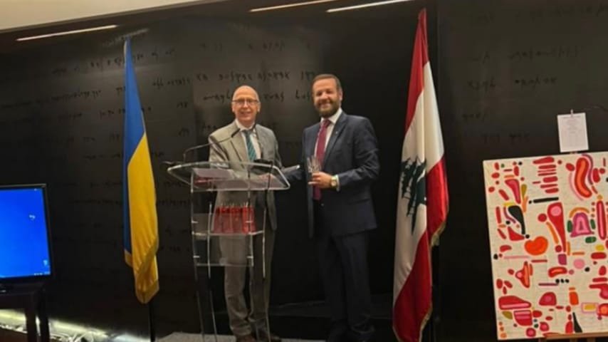 سفارة أوكرانيا في لبنان تكرم القنصل العام الاوكراني في سوريا تامر التونسي