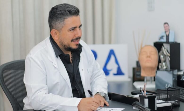 رامي عبادي… بصمة خاصة في عالم الطب التجميلي