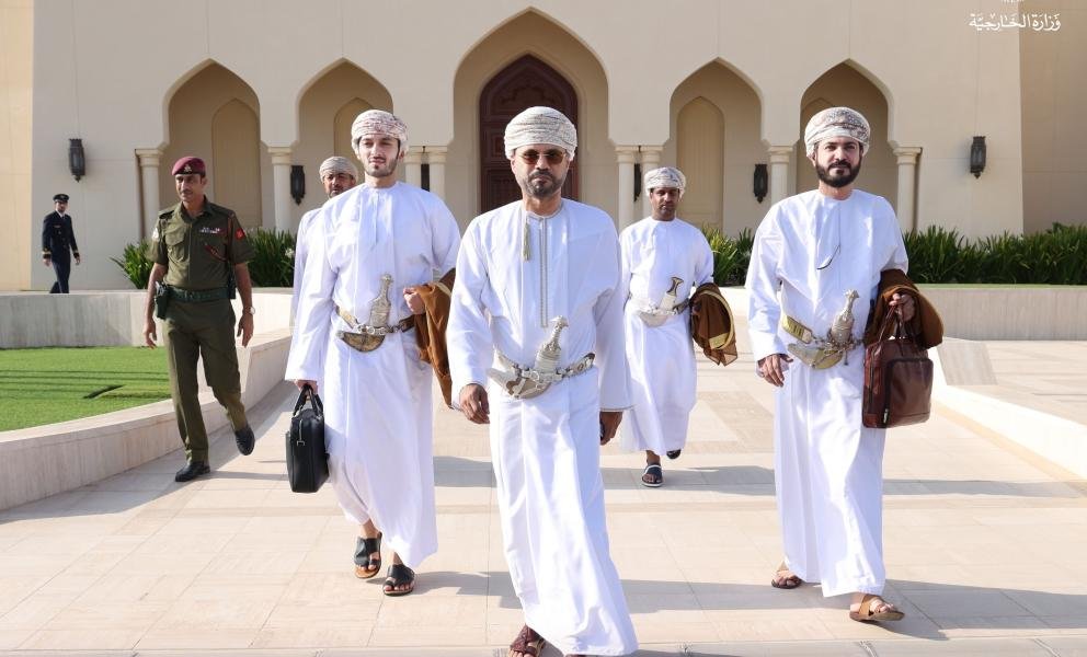 وزير خارجية عُمان إلى القاهرة لحضور اجتماع وزاري عربي