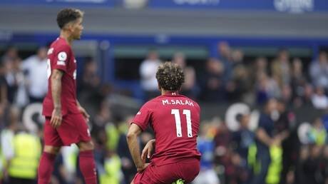 محمد صلاح يهدر فرصة اقتناص هدف الفوز لليفربول في الوقت القاتل من “ديربي ميرسيسايد”
