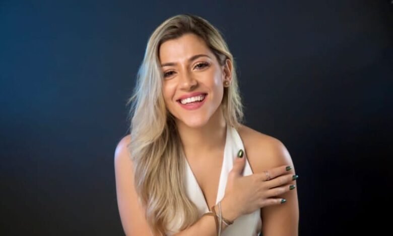 من هي المغنية شيرين سايس؟