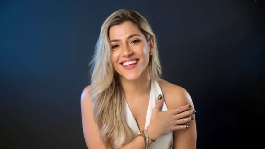 من هي المغنية شيرين سايس؟