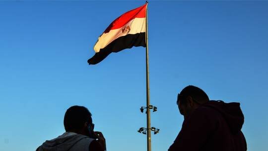 وزير سابق يهاجم قرارا للحكومة ويصفه بـ”المدمر”