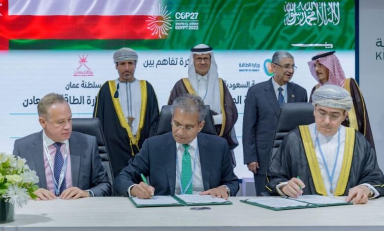 اتفاق عُماني سعودي للاستثمار في طاقة الرياح بالسويس المصرية