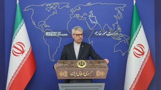 إيران تندد بالعقوبات الأميركية “الخبيثة” على تجارة النفط
