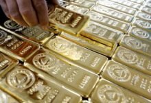الأسواق العالمية: الذهب قرب أعلى مستوى في 3 أشهر والنفط يتراجع