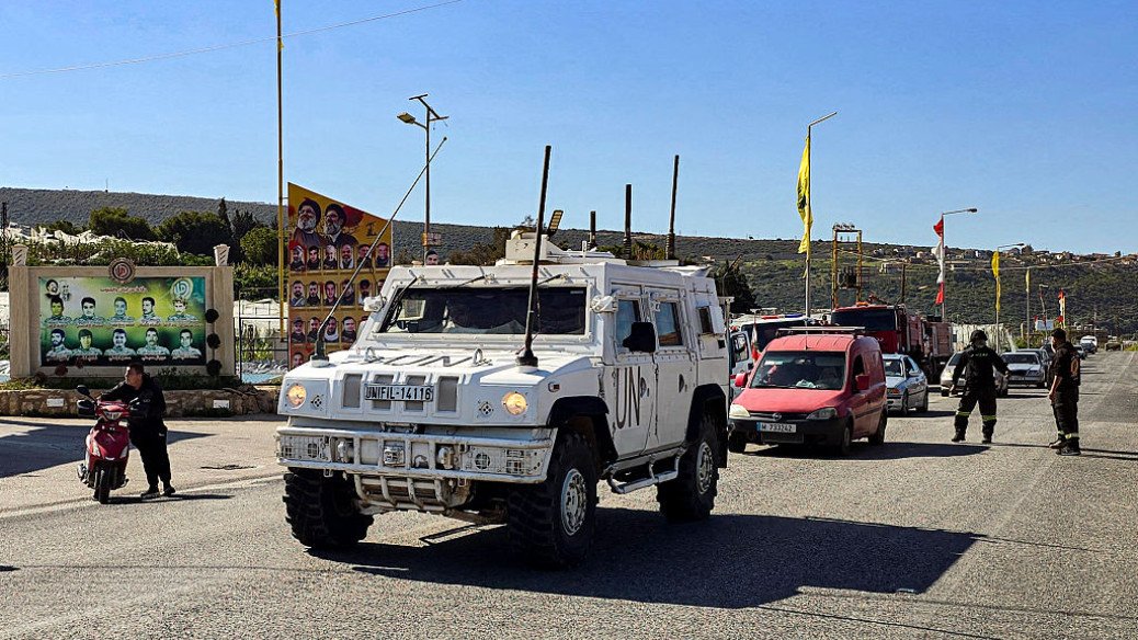 صورة مميزة: ليلة ساخنة في جنوب لبنان.. وسط غارات وتفجيرات إسرائيلية