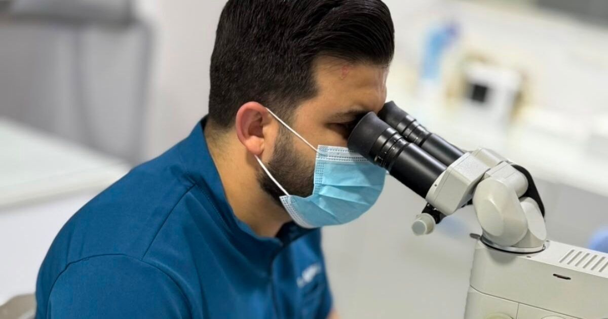 طبيب الأسنان علي حرز ينقل نجاحه من صور وفردان إلى أبيدجان