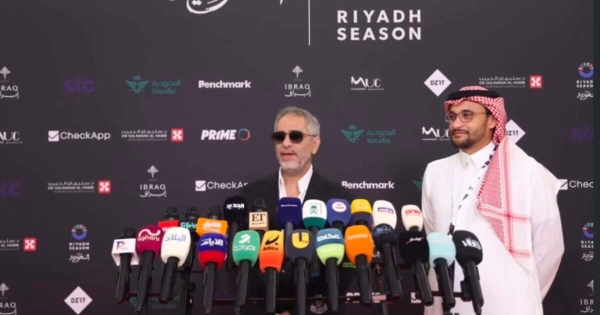 فضل شاكر يعود إلى الرياض بعد نحو 14 عامًا في حفل «عودة الغايب» - صورة مميزة فضل شاكر يعود إلى الرياض بعد نحو 14 عامًا في حفل «عودة الغايب»