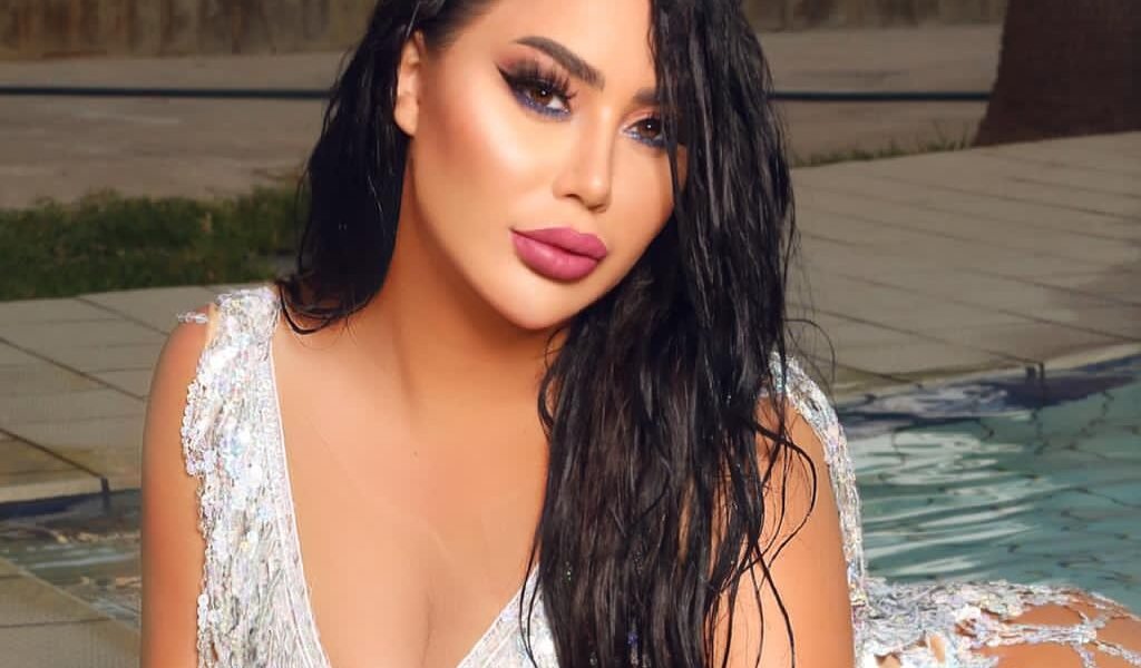 الإعلامية ميرنا أوزعر تُشارك المتابعين مجموعة صور من أحدث جلسة تصوير لها