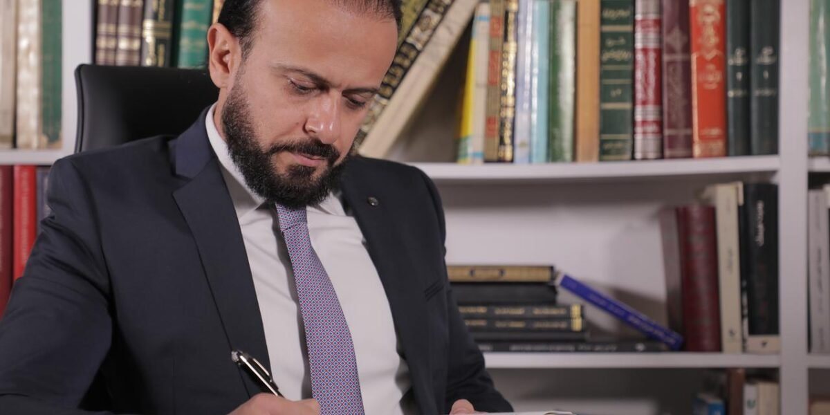 الدكتور علي حمّود يؤكد: لا حرب أمريكية إيرانية في المنطقة وعودة الملف النووي تستغرق وقتًا - صورة مميزة الدكتور علي حمّود يؤكد: لا حرب أمريكية إيرانية في المنطقة وعودة الملف النووي تستغرق وقتًا