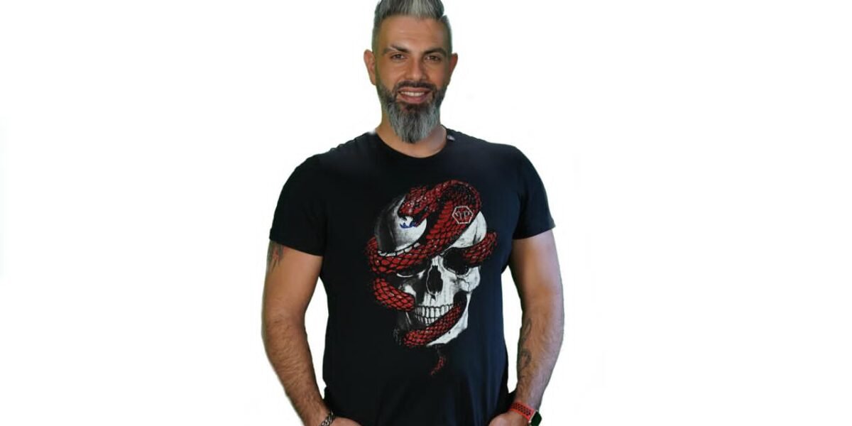 الدي جي جوني عيد المعروف بـ”Dj Spy” ذوق فريد ومهارة عالية في مزج الأغاني