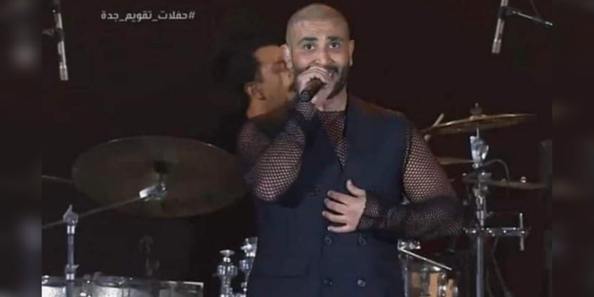 الفنان أحمد سعد يثير ضجة كبيرة بإطلالته في موسم جدة