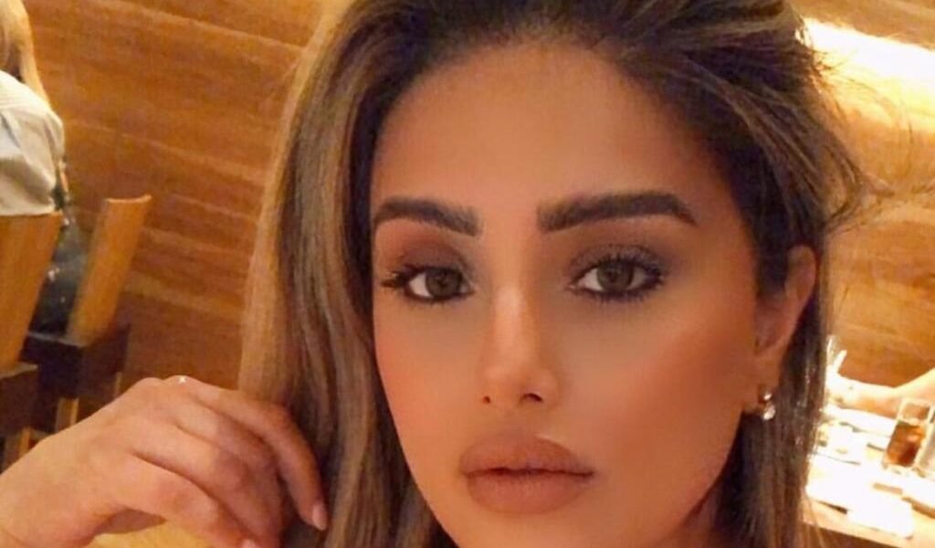 خبيرة التجميل “عظمي شبير/ Uzma Shbr” تثير الجدل بعد نشرها هذا الفيديو!