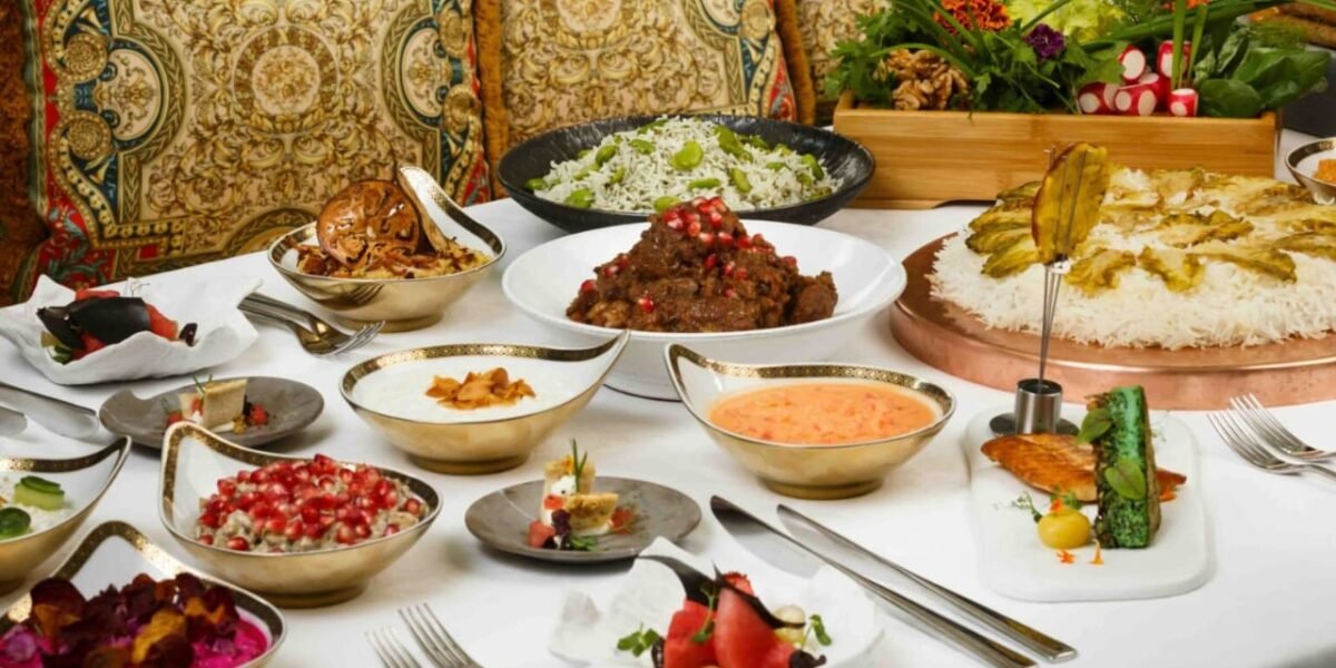 رمضان في دبي: افتتاح خيمة حكايات في فندق بلازو فيرساتشي يجمع نجوم الفن والثقافة