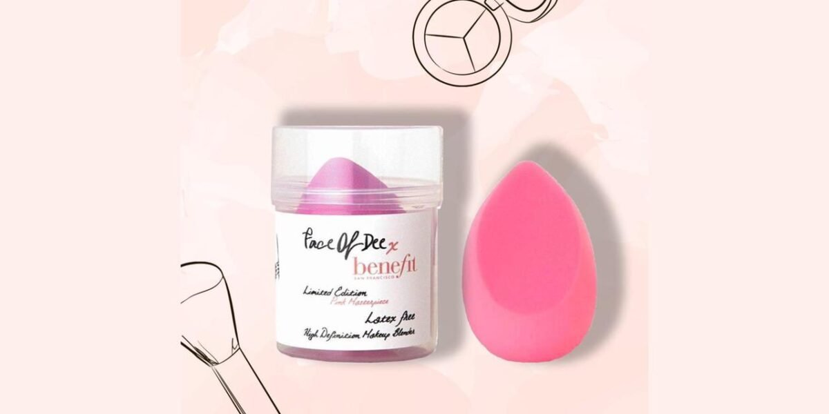 لدعم المرأة العربية… شركة “Benefit” العالمية تتعاون مع “Face of Dee” لإبتكار منتج جديد