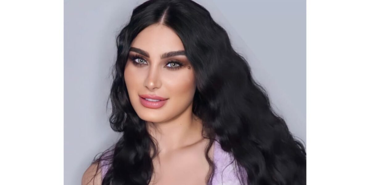 من هي الإعلامية لين كلايف ؟