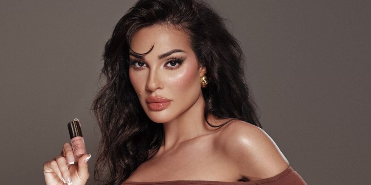نادين نجيم تواصل الترويج لعلامتها التجارية