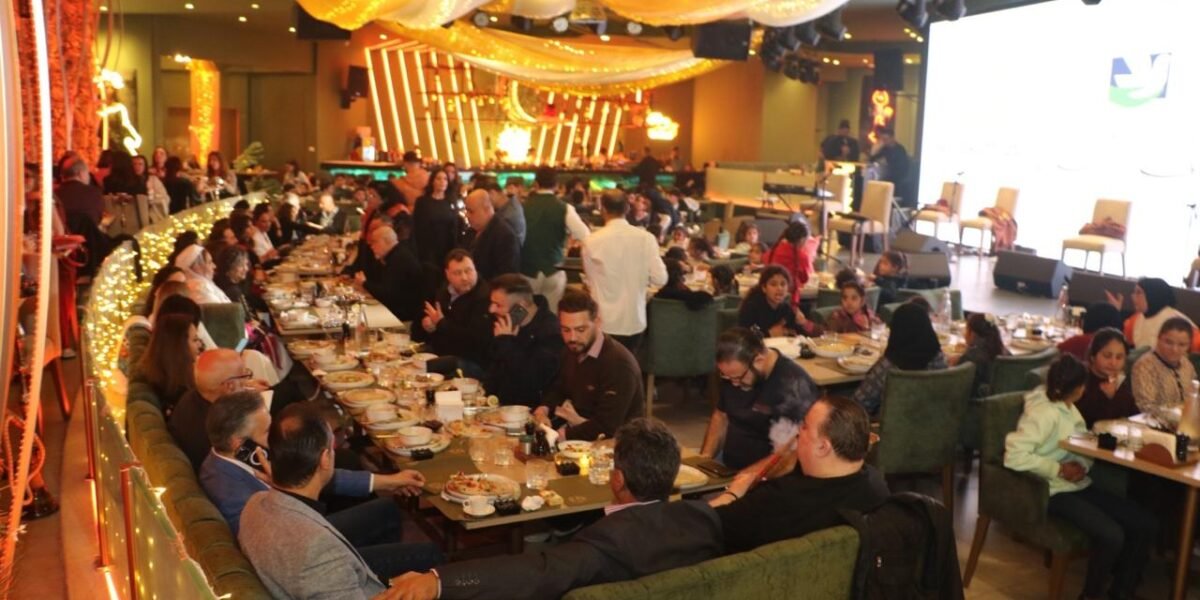 “شوفن بقلبك”.. حفل إفطار وتكريم برعاية المخرج بلال زيبارة