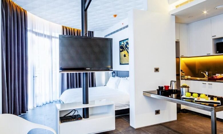 Smallville Hotel: A Charming view and Distinctive Services
