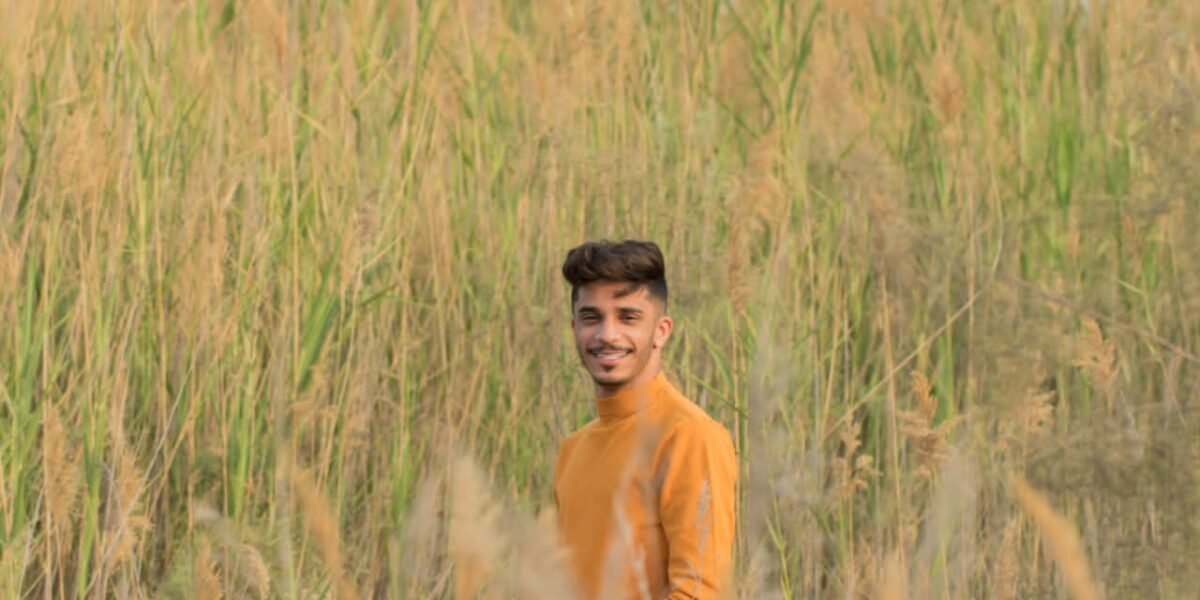 الممثل محمد ناصر الشامسي المعروف ب ميتو يتسلم جائزة أفضل صانع محتوى من تيك توك